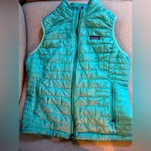 Patagonia woman’s vest